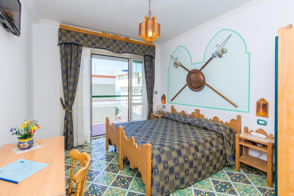 Riviera B&B Rooms Maiori Exterior photo