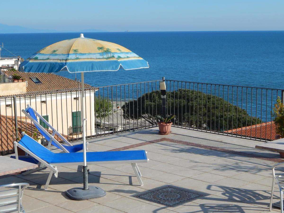 Riviera B&B Rooms Maiori Exterior photo