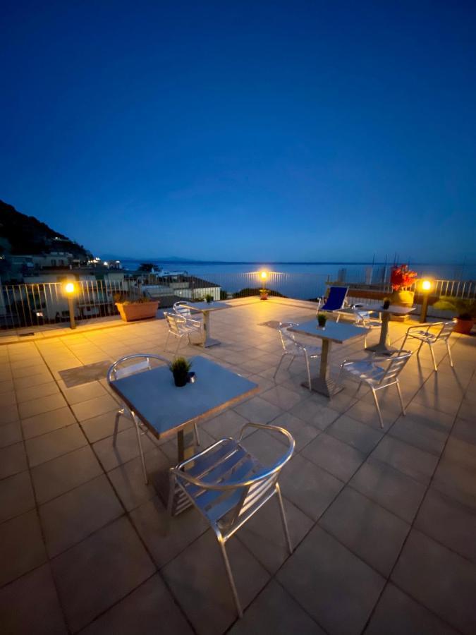 Riviera B&B Rooms Maiori Exterior photo